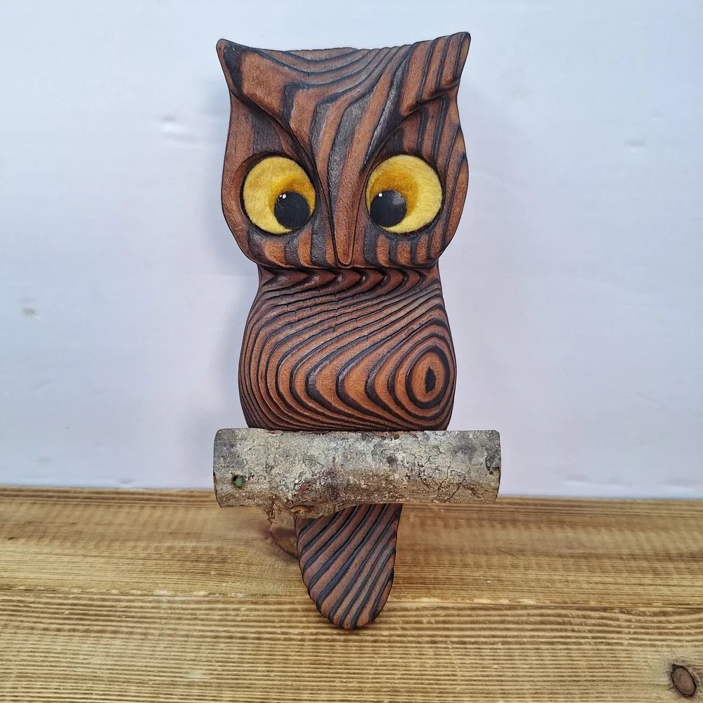 Kitchy Vintage Carved Wood Owl Wall Hanging Plaque Felt Eyes 7